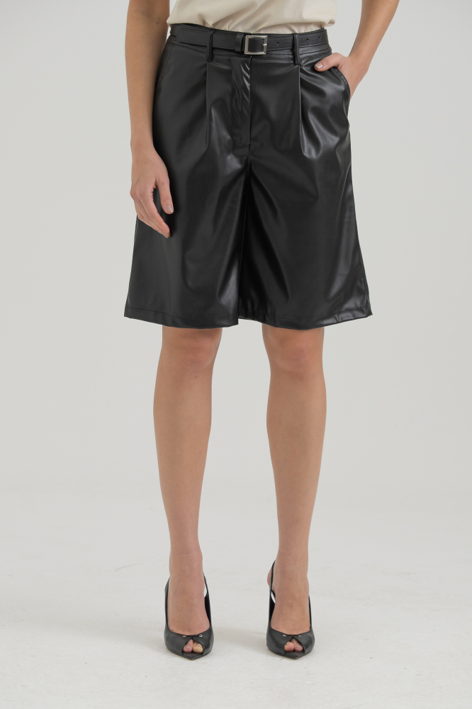 9038307 - Shorts Em Pu Com Cinto PRETO 9038307 - Shorts Em Pu Com Cinto PRETO