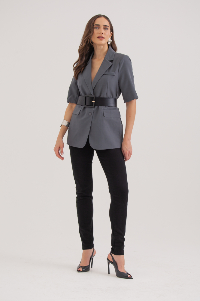 9038350 - Blazer Alfaiataria Manga Curta Alongado CINZA
