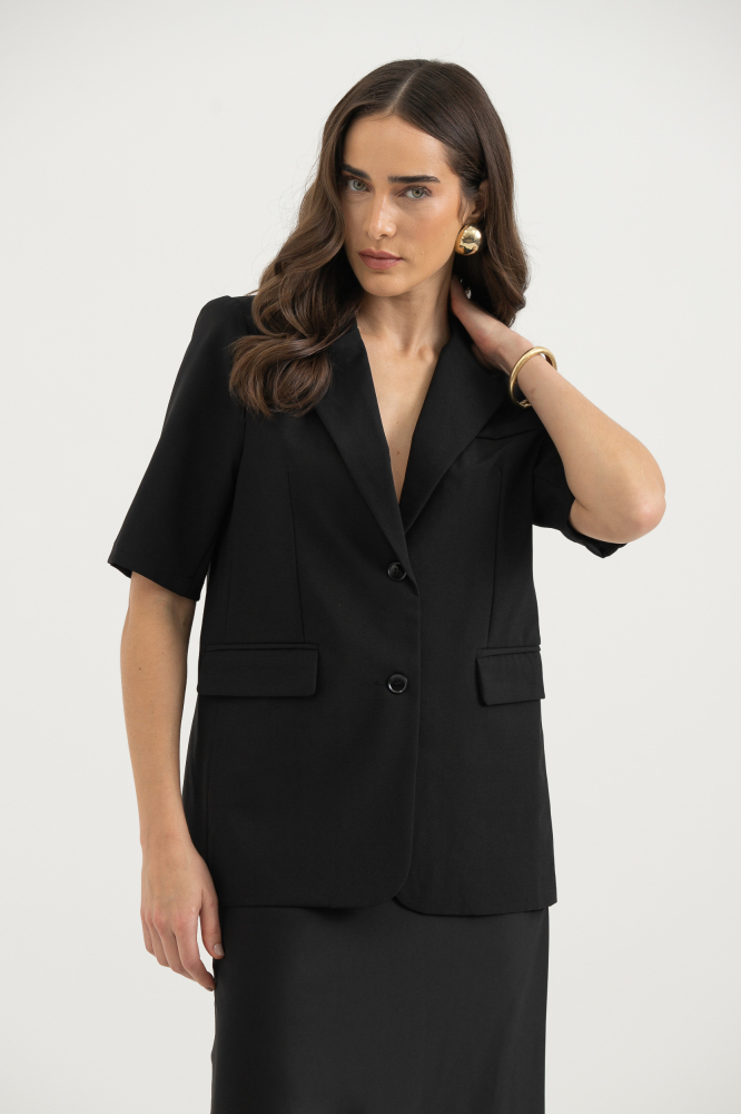 9038350 - Blazer Alfaiataria Manga Curta Alongado PRETO