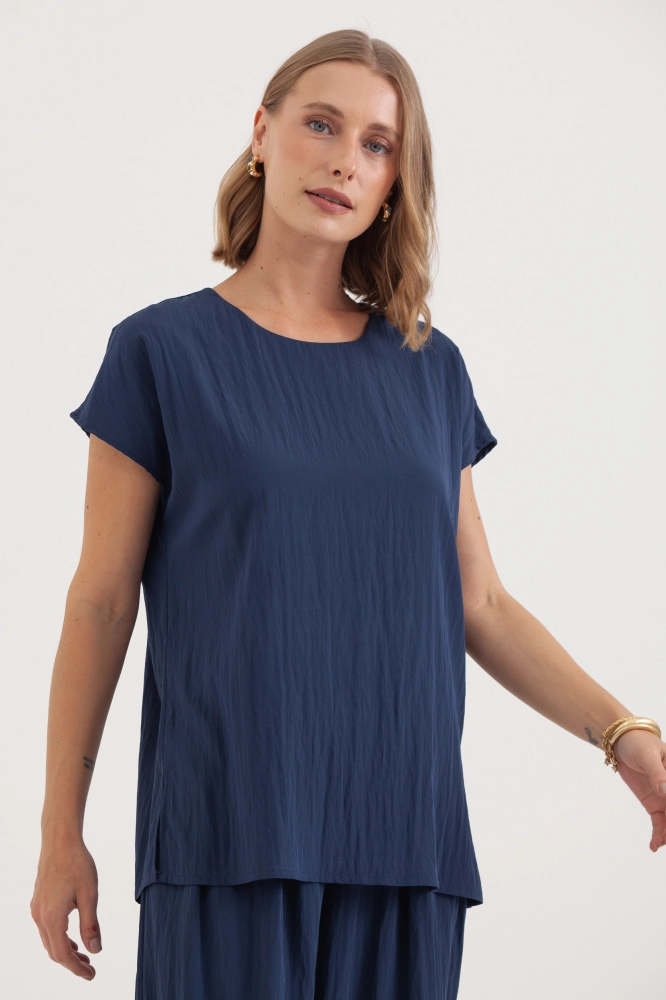 9038351 - Blusa Manga Curta Fendas Laterais MARINHO 9038351 - Blusa Manga Curta Fendas Laterais MARINHO - Imagem 2