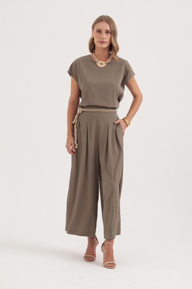 9038352 - Calça Pantacourt Com Pregas E Elástico VERDE 