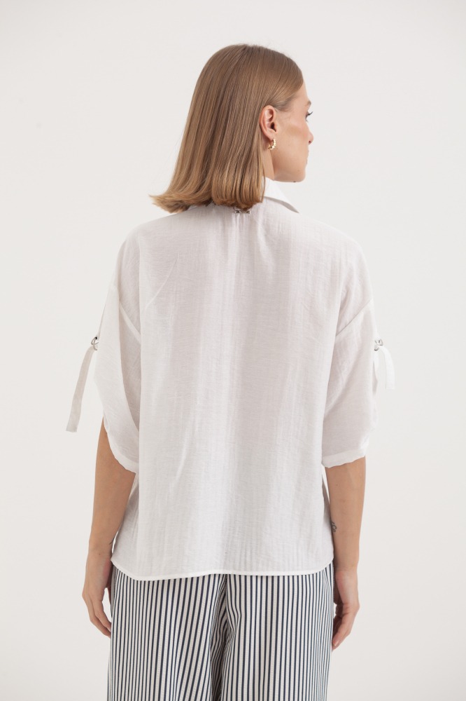 9038354 - Camisa Com Fivela Regulável Na Manga OFF-WHITE 9038354 - Camisa Com Fivela Regulável Na Manga OFF-WHITE