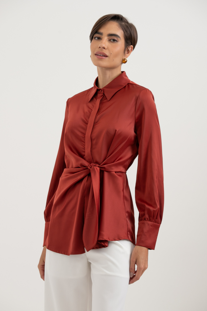 9038395 - Camisa Manga Longa Acetinada Amarração FERRUGEM 9038395 - Camisa Manga Longa Acetinada Amarração FERRUGEM