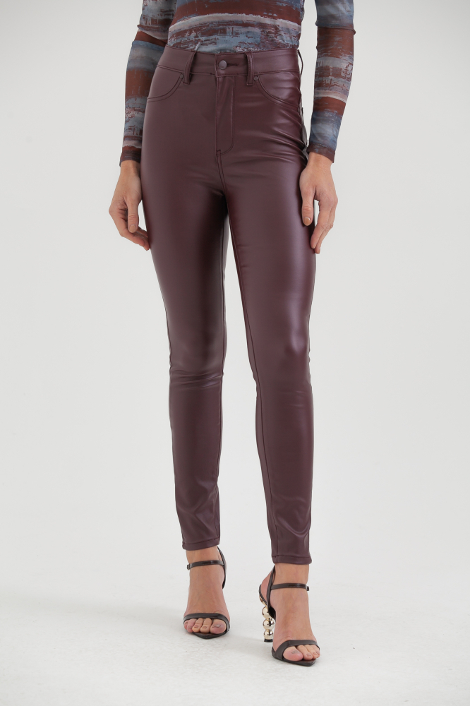 9038433 - Calça Resinada Skinny AMEIXA 9038433 - Calça Resinada Skinny AMEIXA
