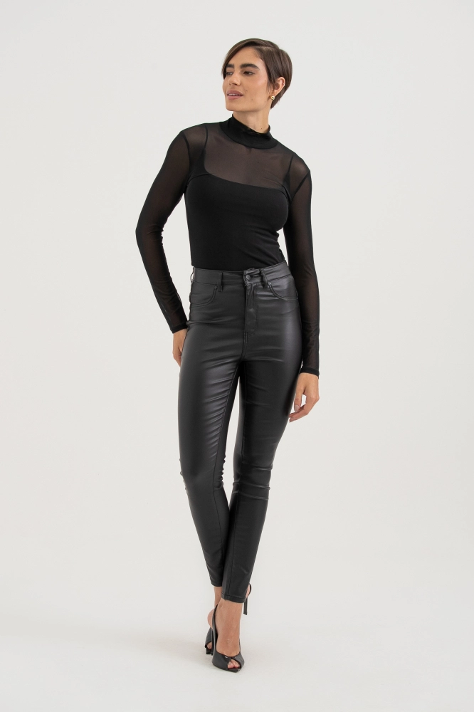 9038433 - Calça Resinada Skinny PRETO 9038433 - Calça Resinada Skinny PRETO - Imagem 1