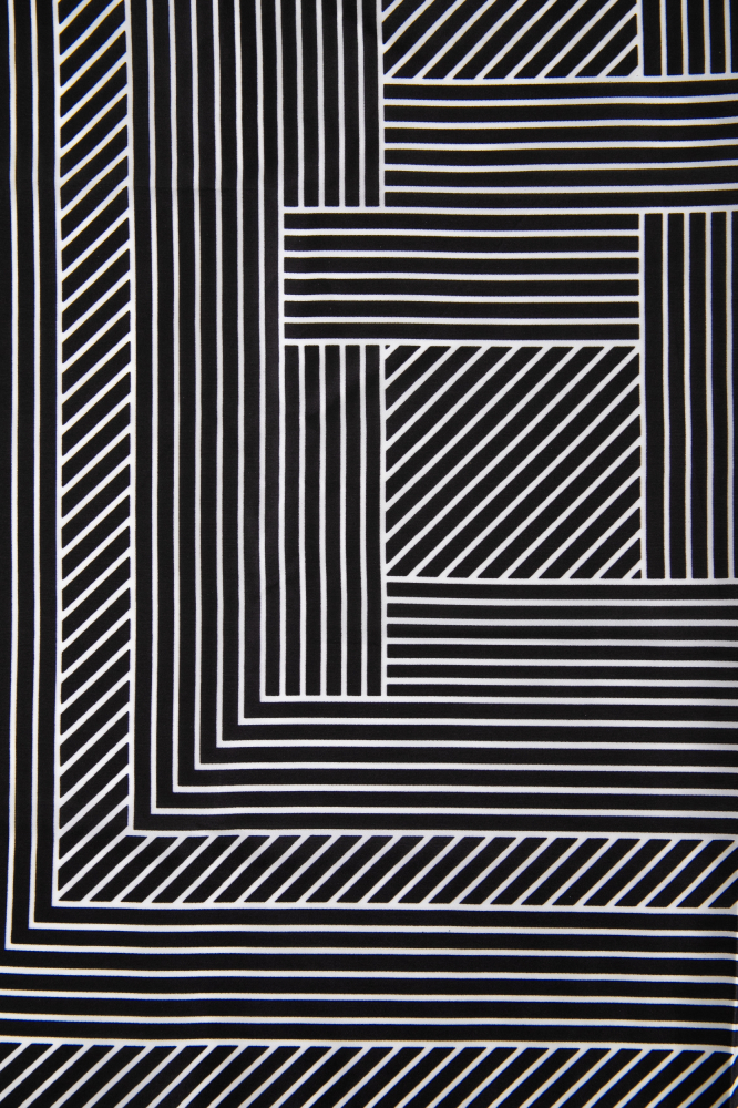 9038444 - Lenço De Cetim Listras Diagonais PRETO 9038444 - Lenço De Cetim Listras Diagonais PRETO