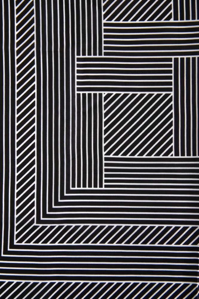 9038444 - Lenço De Cetim Listras Diagonais PRETO 9038444 - Lenço De Cetim Listras Diagonais PRETO - Imagem 2