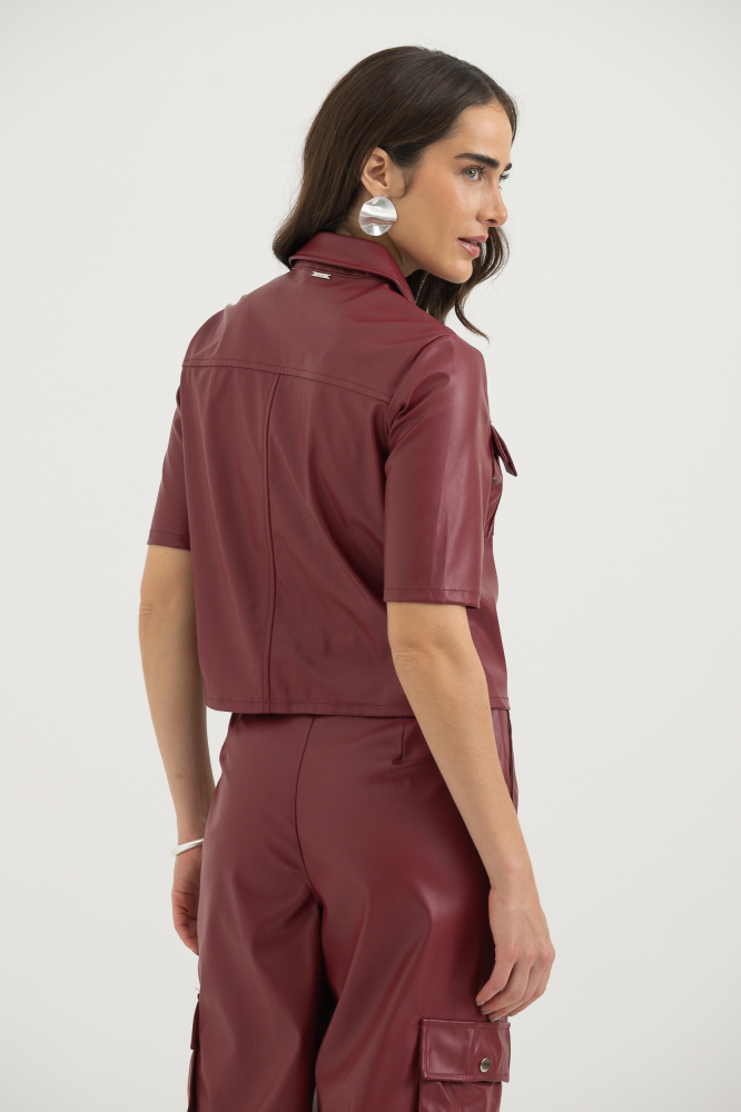 9038457 - Camisa Pu Manga Curta Bolsos Fivela VINHO 9038457 - Camisa Pu Manga Curta Bolsos Fivela VINHO
