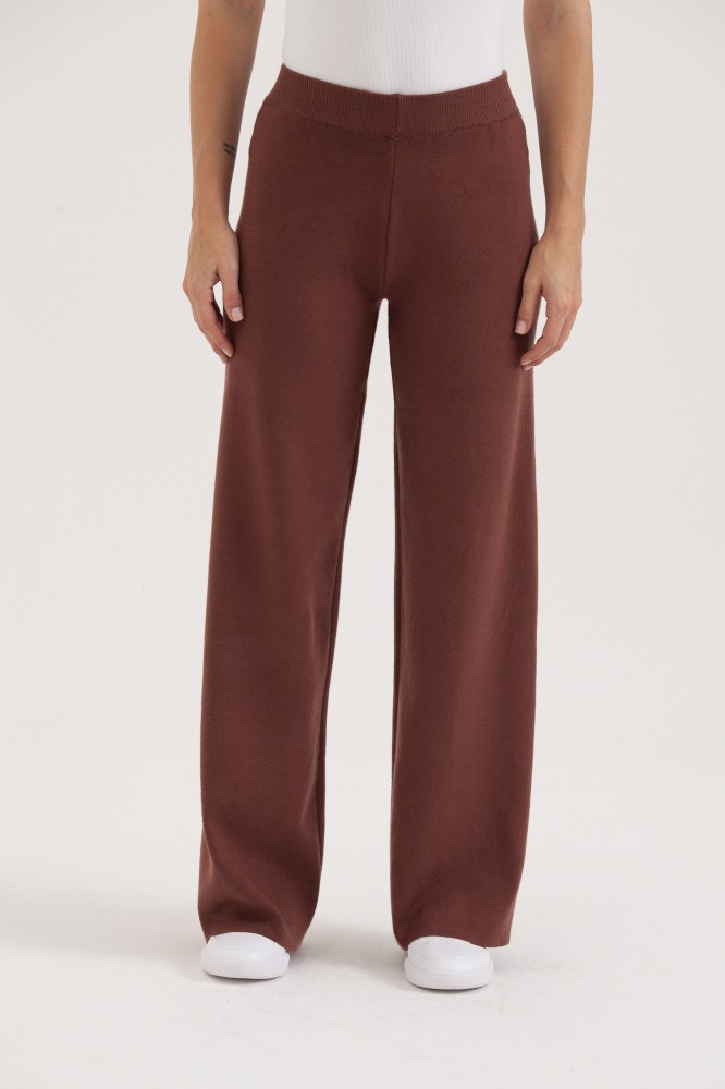9038467 - Calça Tricot Reta MARROM