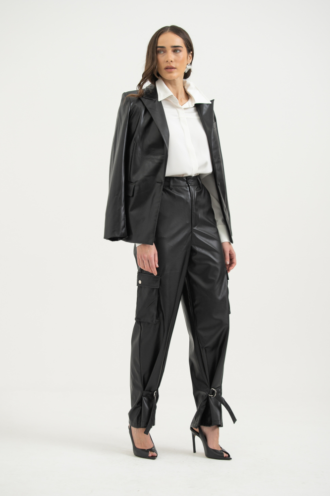 9038471 - Blazer Em PU Manga Longa PRETO 9038471 - Blazer Em PU Manga Longa PRETO