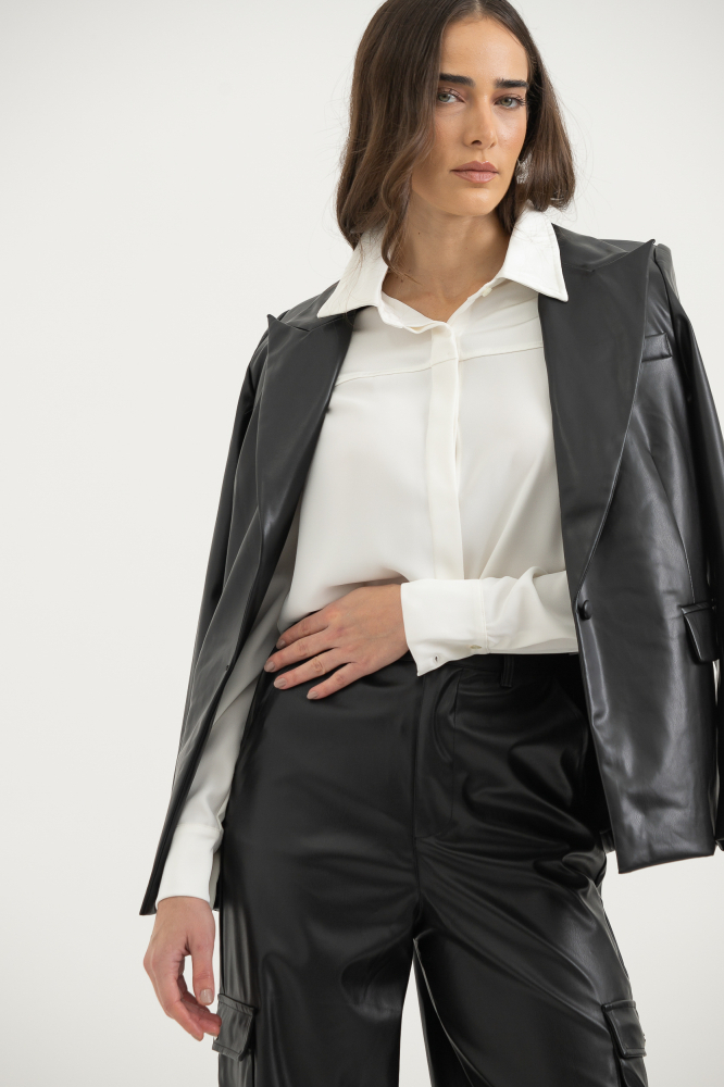 9038471 - Blazer Em PU Manga Longa PRETO 9038471 - Blazer Em PU Manga Longa PRETO