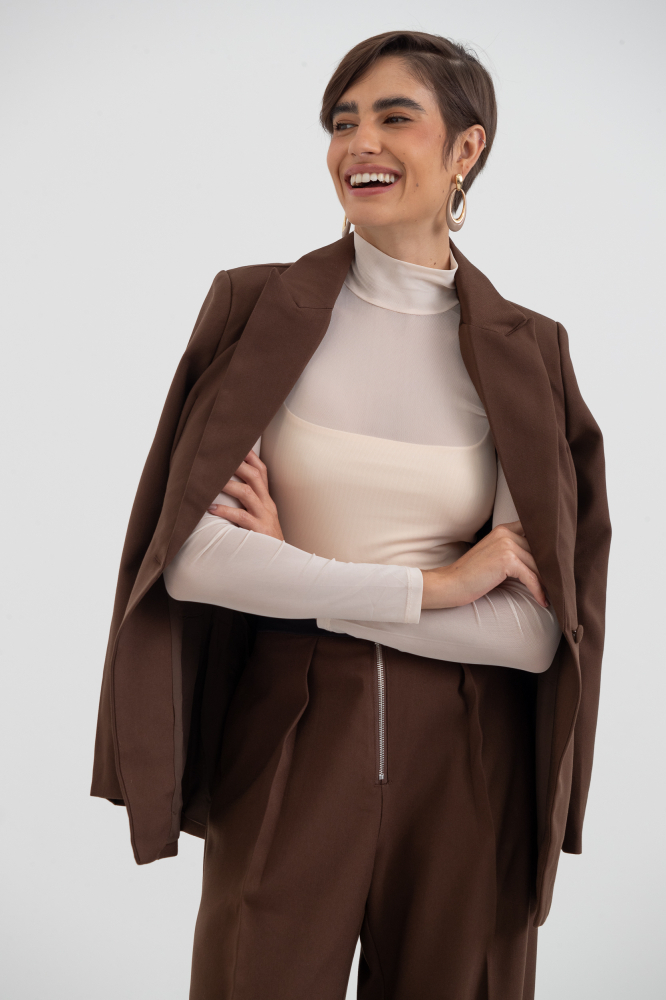 9038499 - Blazer Ajustado Alongado MARROM