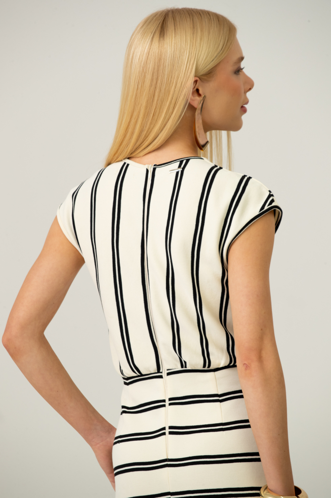 9038538 - Vestido Malha Listrado Decote Transpassado OFF-WHITE