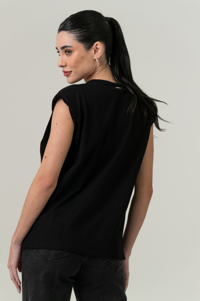9038543 - Blusa Com Lenço Embutido E Ombreiras PRETO 9038543 - Blusa Com Lenço Embutido E Ombreiras PRETO