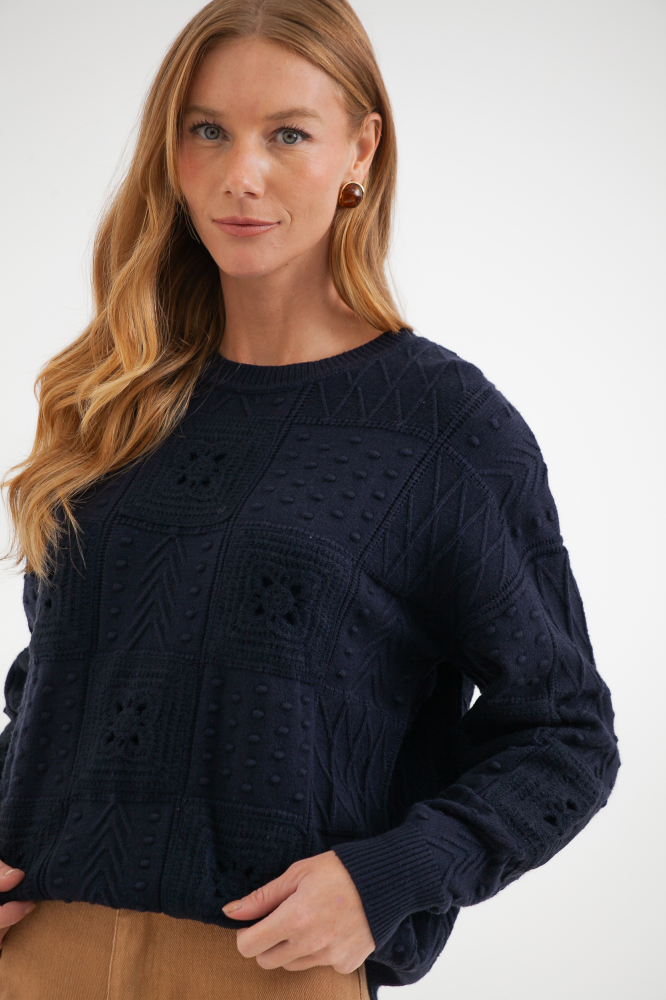 9038572 - Blusa Tricot Com Painéis Desenhados MARINHO 9038572 - Blusa Tricot Com Painéis Desenhados MARINHO