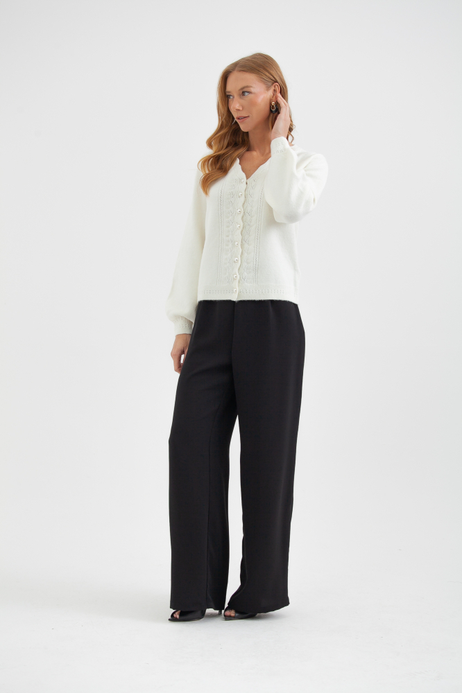 9038580 - Cardigan Em Tricot Com Botões De Pérolas OFF-WHITE