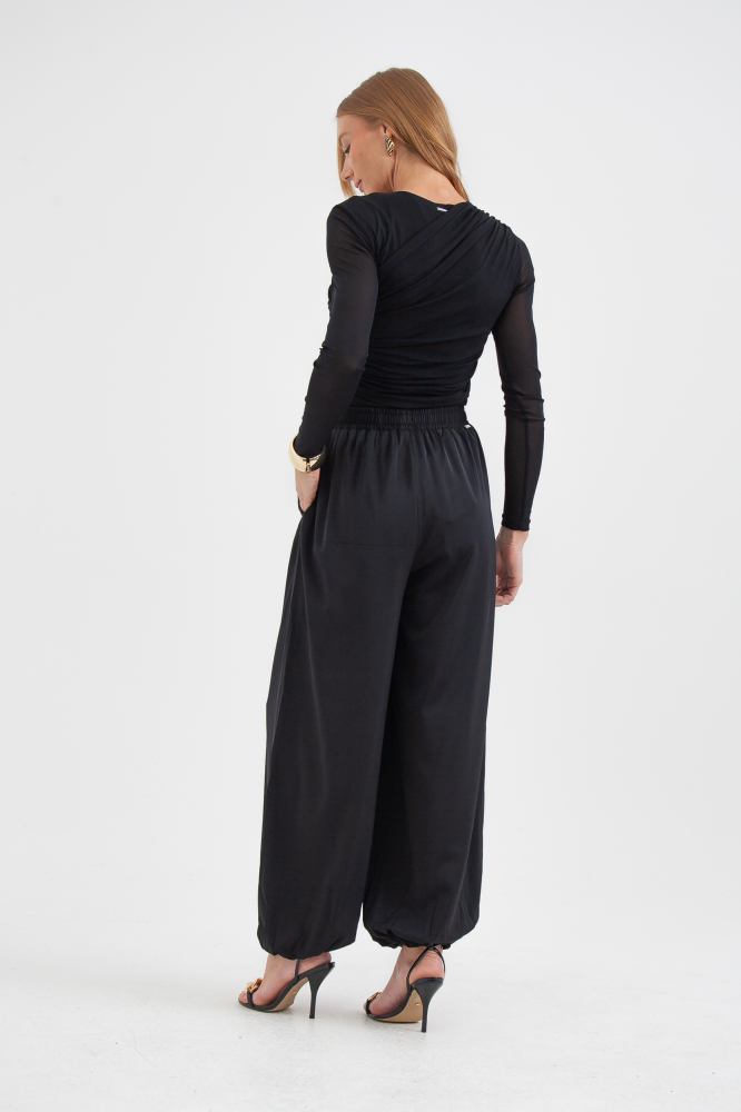 9038656 - Calça Aladim Com Barra De Elástico  PRETO