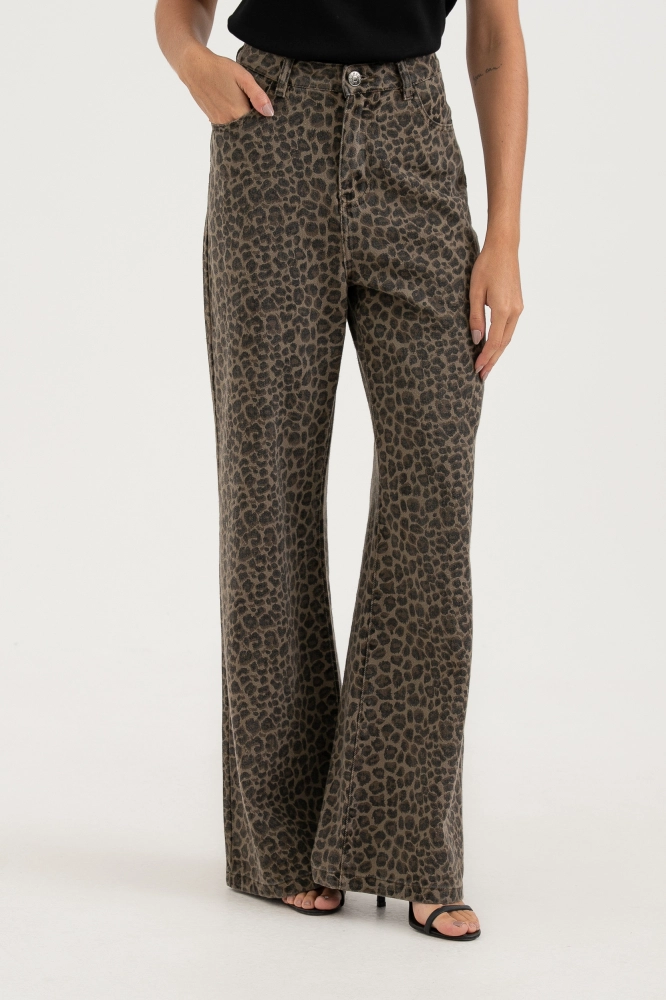 9038660 - Calça Sarja Animal Print LEOPARDO 9038660 - Calça Sarja Animal Print LEOPARDO - Imagem 2