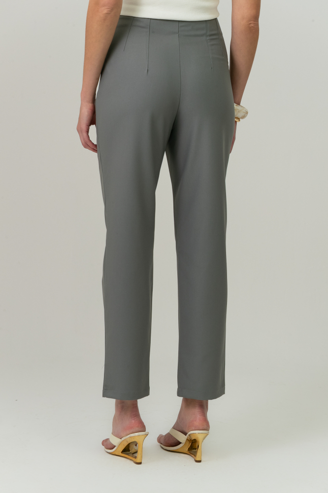 9038728 - Calça Slim Lucy CINZA
