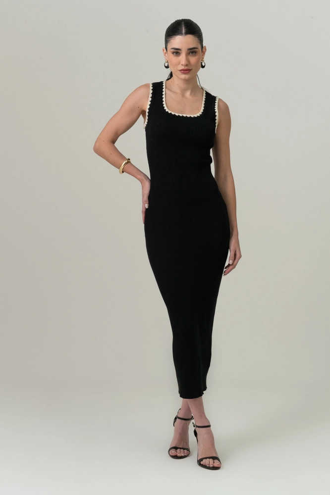 9038846 - Vestido Tricot Bordados Cava E Decote PRETO 9038846 - Vestido Tricot Bordados Cava E Decote PRETO - Imagem 1