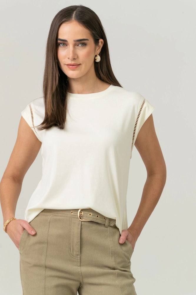 9038906 - Camiseta Com Entremeios OFF-WHITE 9038906 - Camiseta Com Entremeios OFF-WHITE - Imagem 1