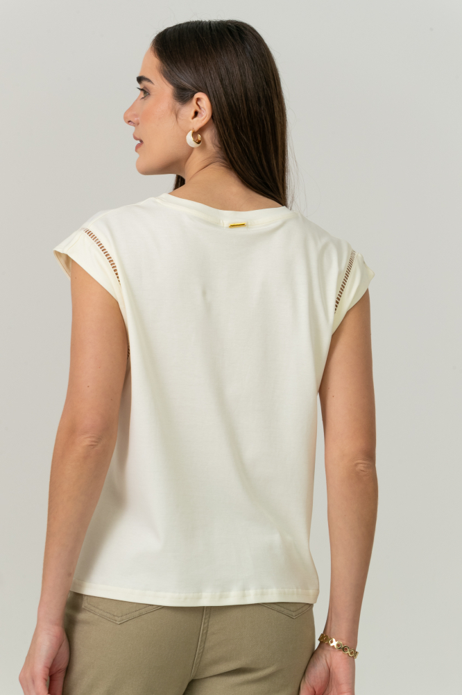 9038906 - Camiseta Com Entremeios OFF-WHITE 9038906 - Camiseta Com Entremeios OFF-WHITE
