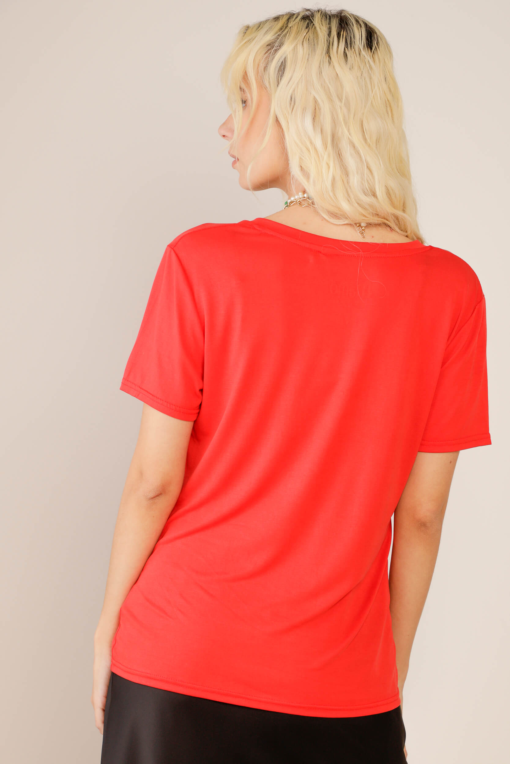 9032904 - Camiseta Decote V New Year VERMELHO 9032904 - Camiseta Decote V New Year VERMELHO