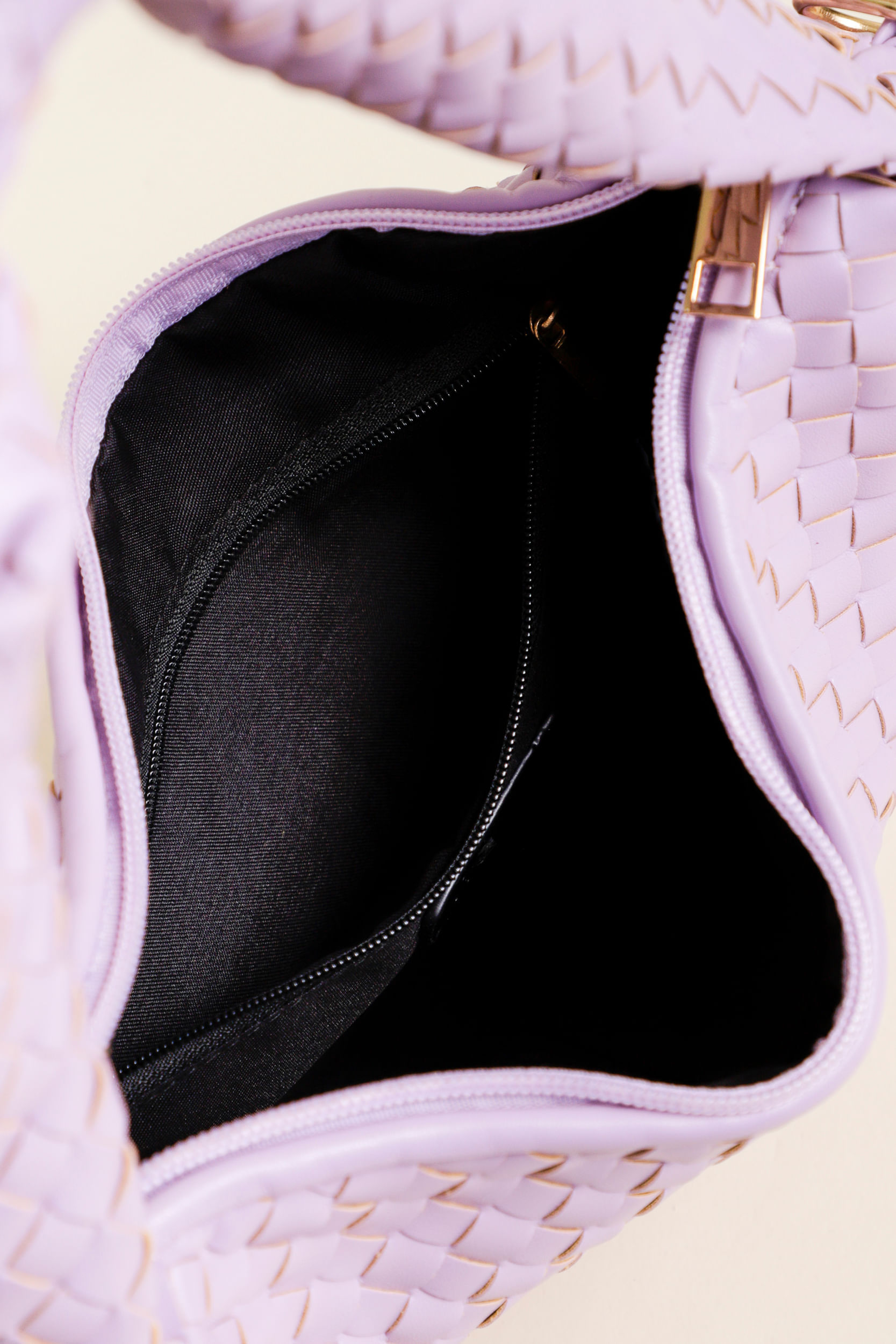 9033506 - Bolsa Hobo Trama Tressê   LILAS