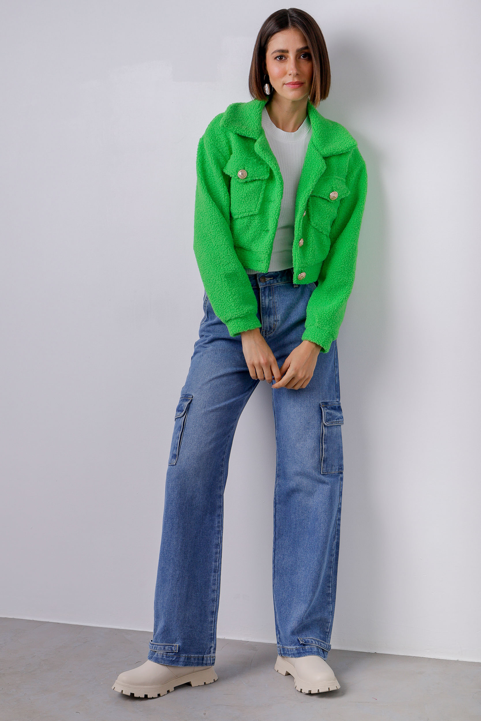 Jaqueta Cropped Teddy VERDE Jaqueta Cropped Teddy VERDE