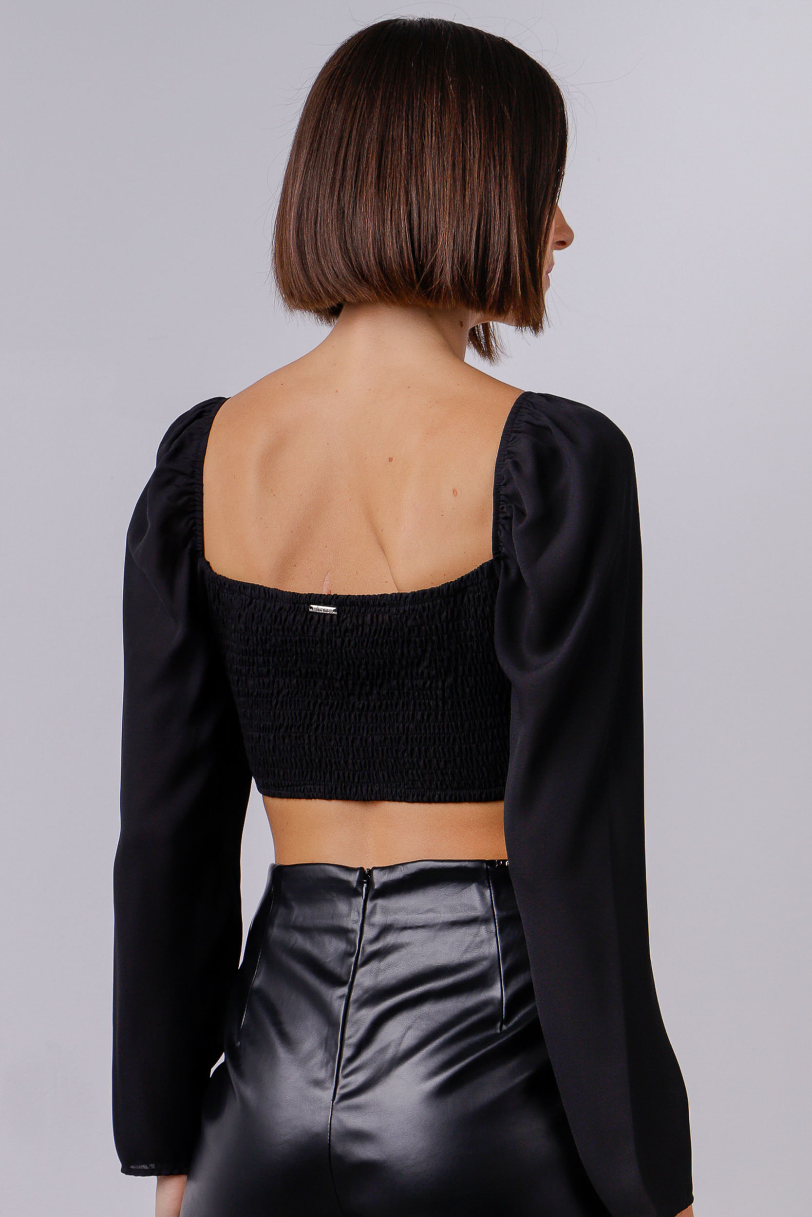 9033997 - Blusa Cropped Decote Franzido PRETO 9033997 - Blusa Cropped Decote Franzido PRETO