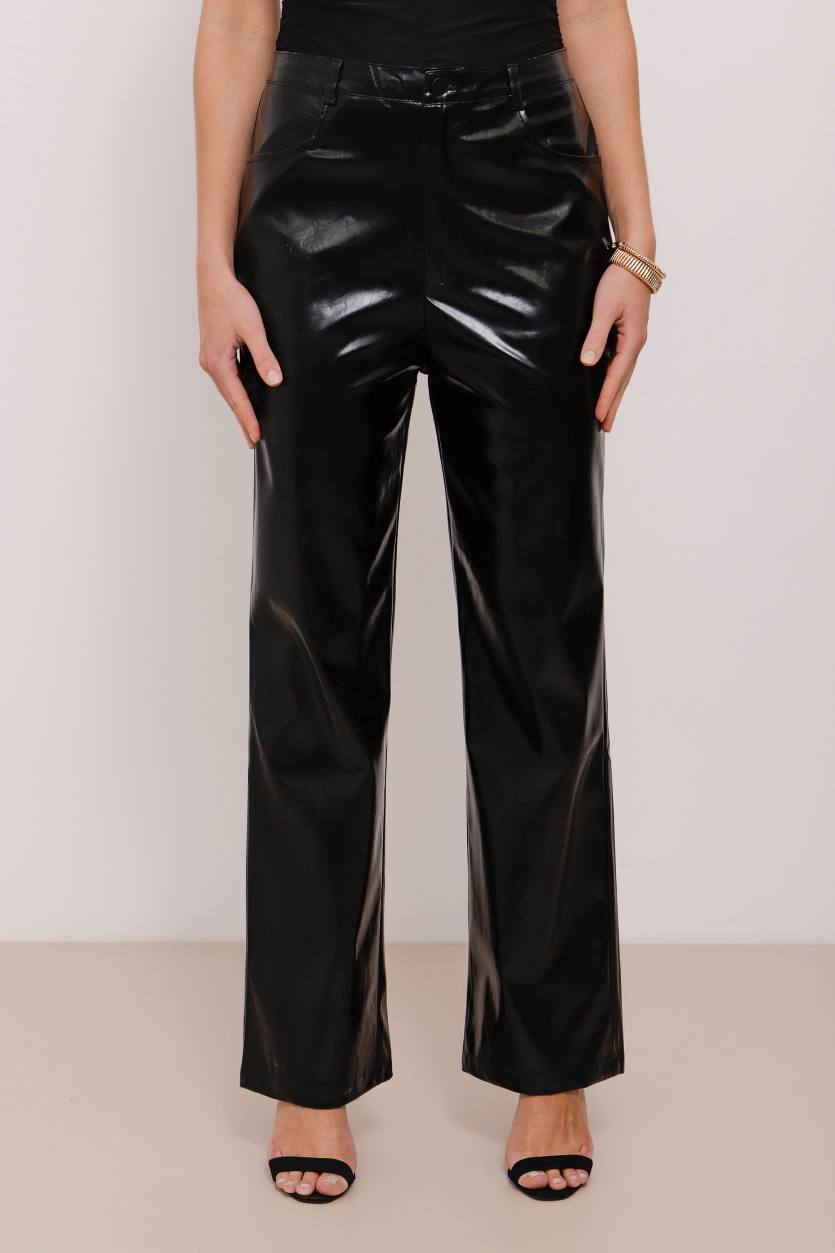 Calça Reta Metalizada PRETO Calça Reta Metalizada PRETO