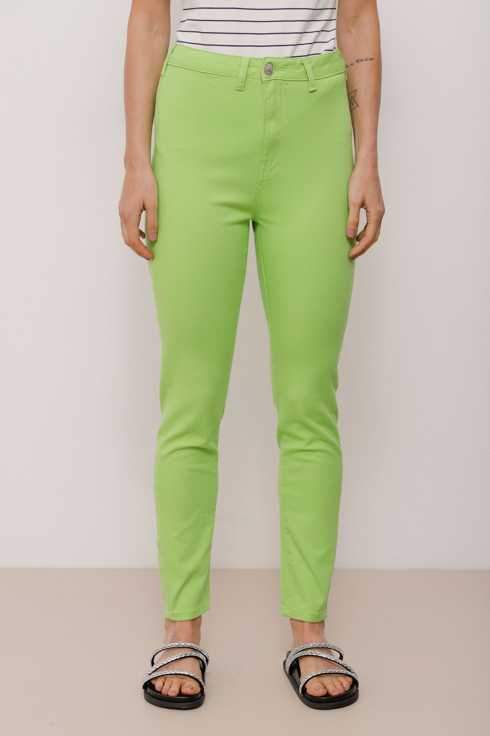 9033773 - Calça Sarja Skinny Basic                LIMA