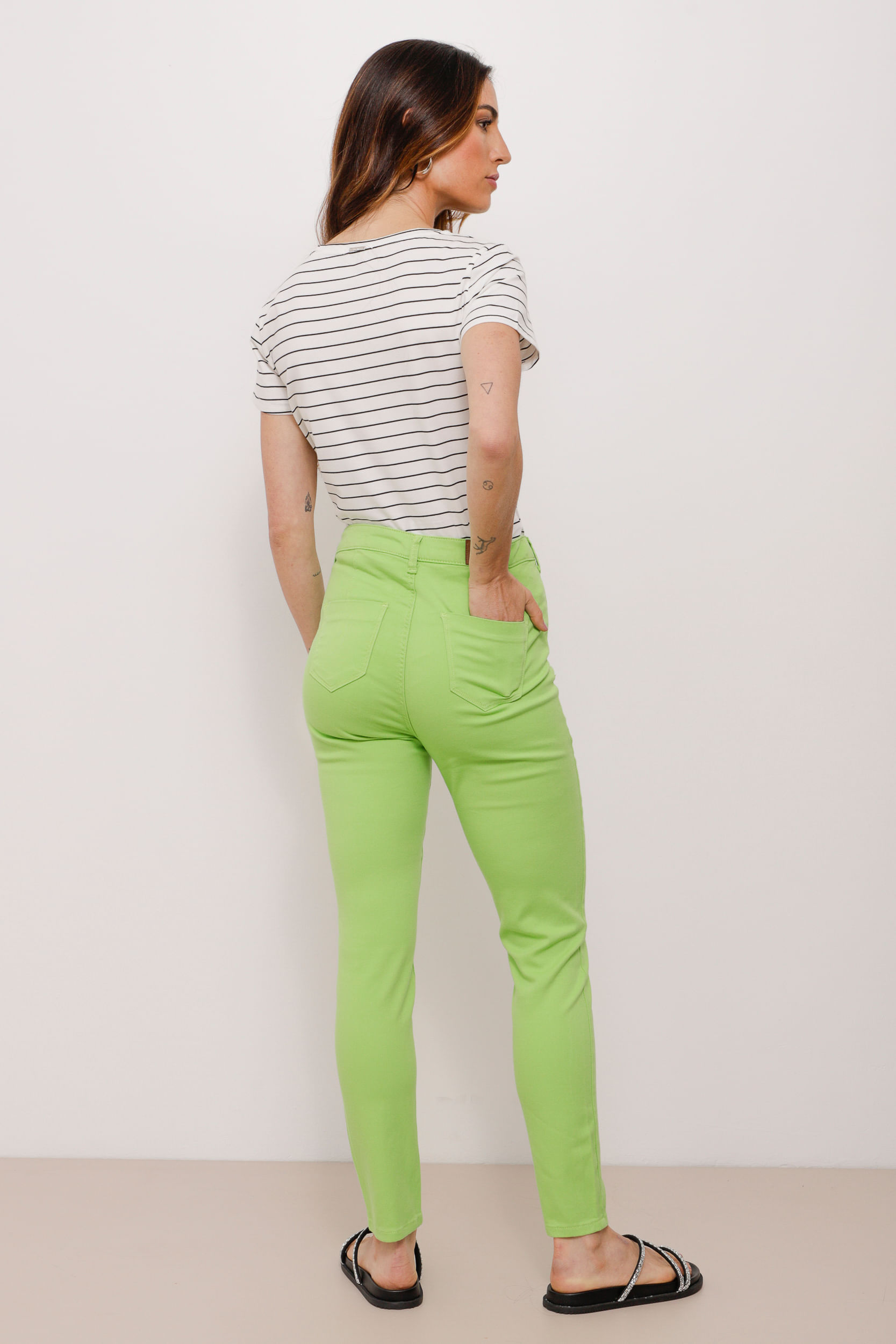 9033773 - Calça Sarja Skinny Basic                LIMA