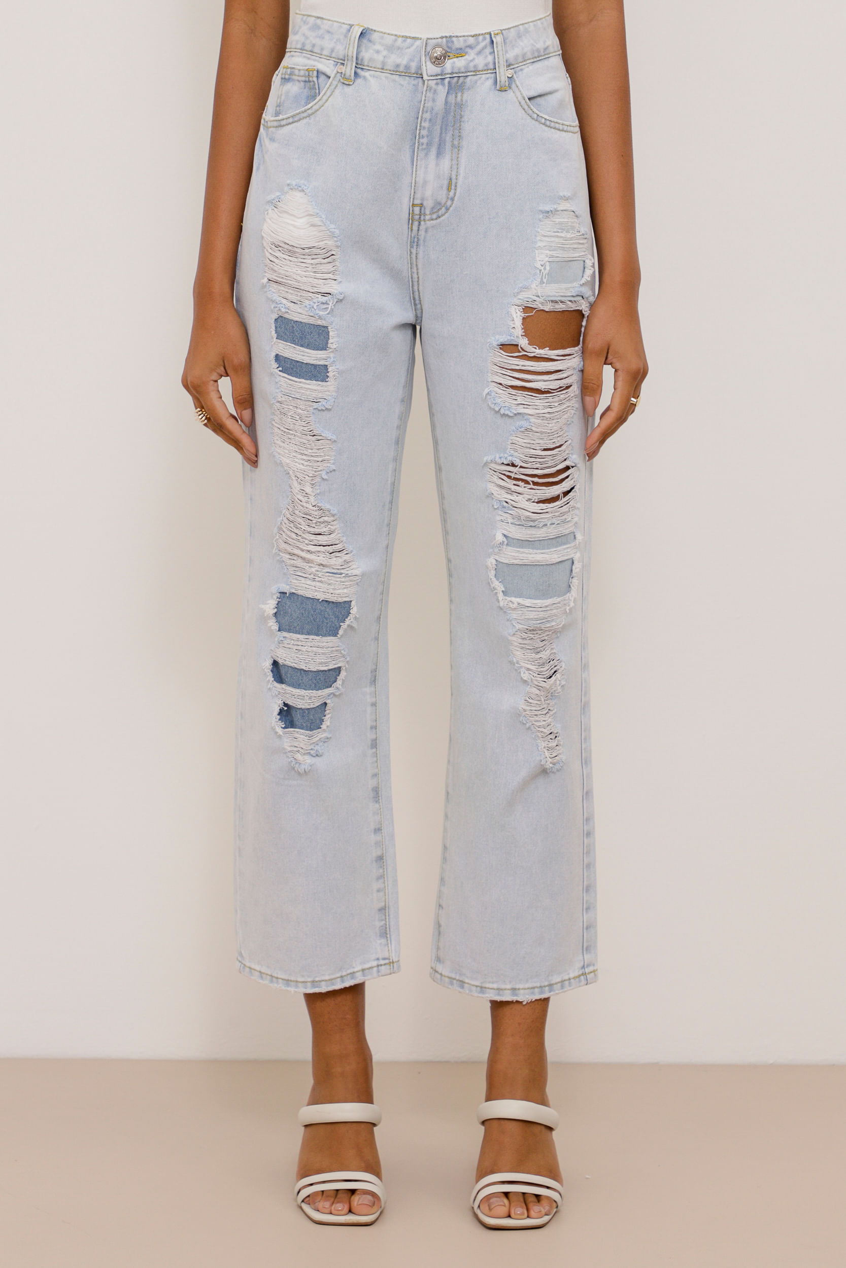 9034326 - Calça Jeans Rasgada Delavê AZUL 9034326 - Calça Jeans Rasgada Delavê AZUL