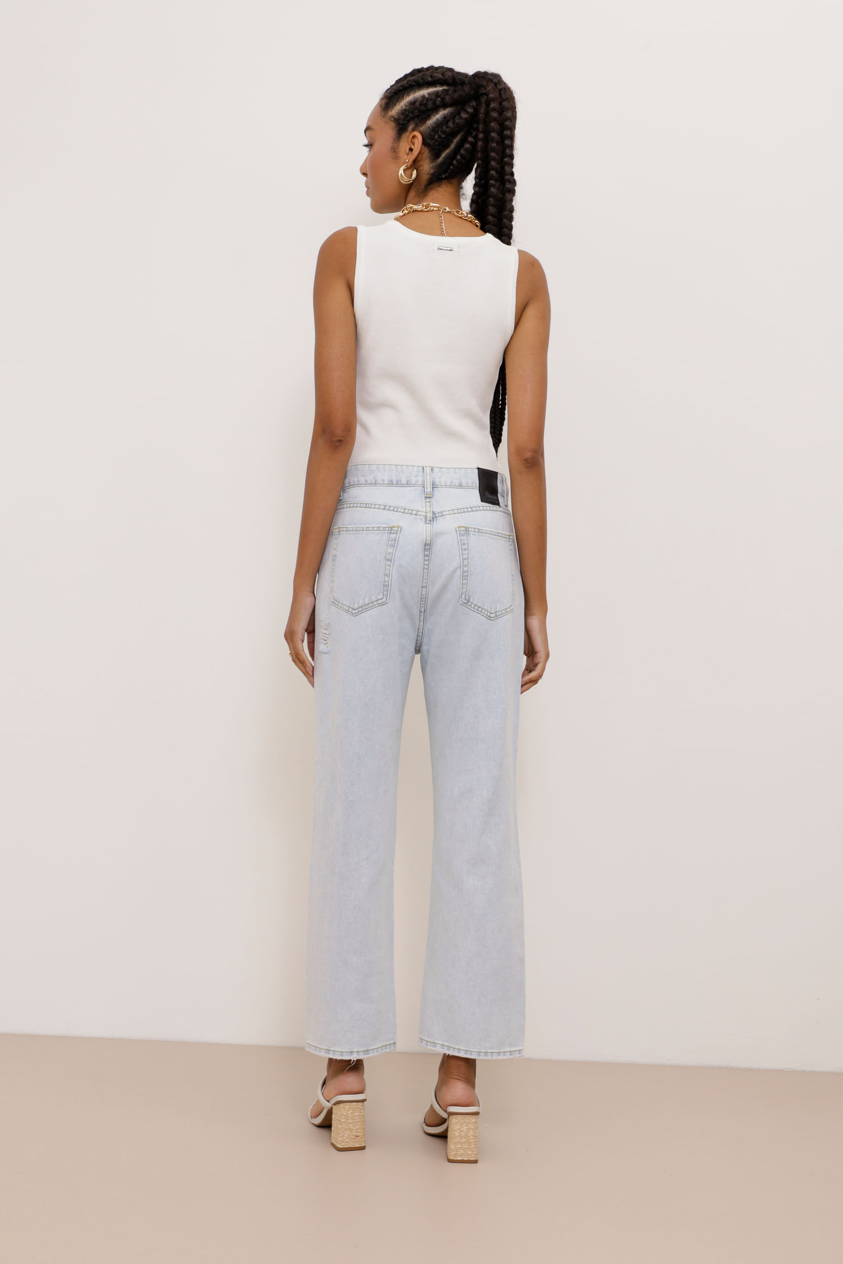 9034326 - Calça Jeans Rasgada Delavê AZUL 9034326 - Calça Jeans Rasgada Delavê AZUL