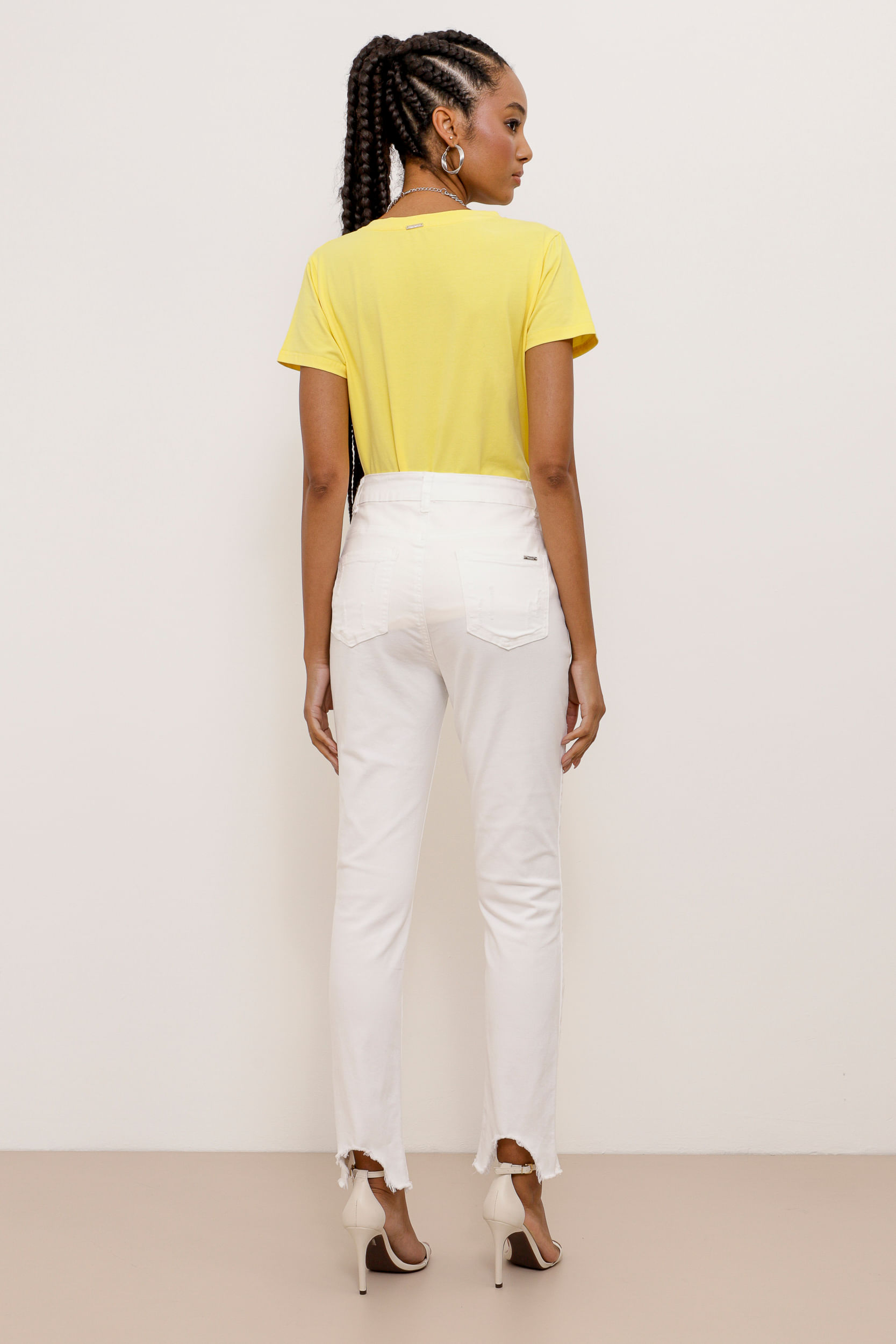 9033772 - Calça Skinny Sarja Puídos Recortes  OFF-WHITE