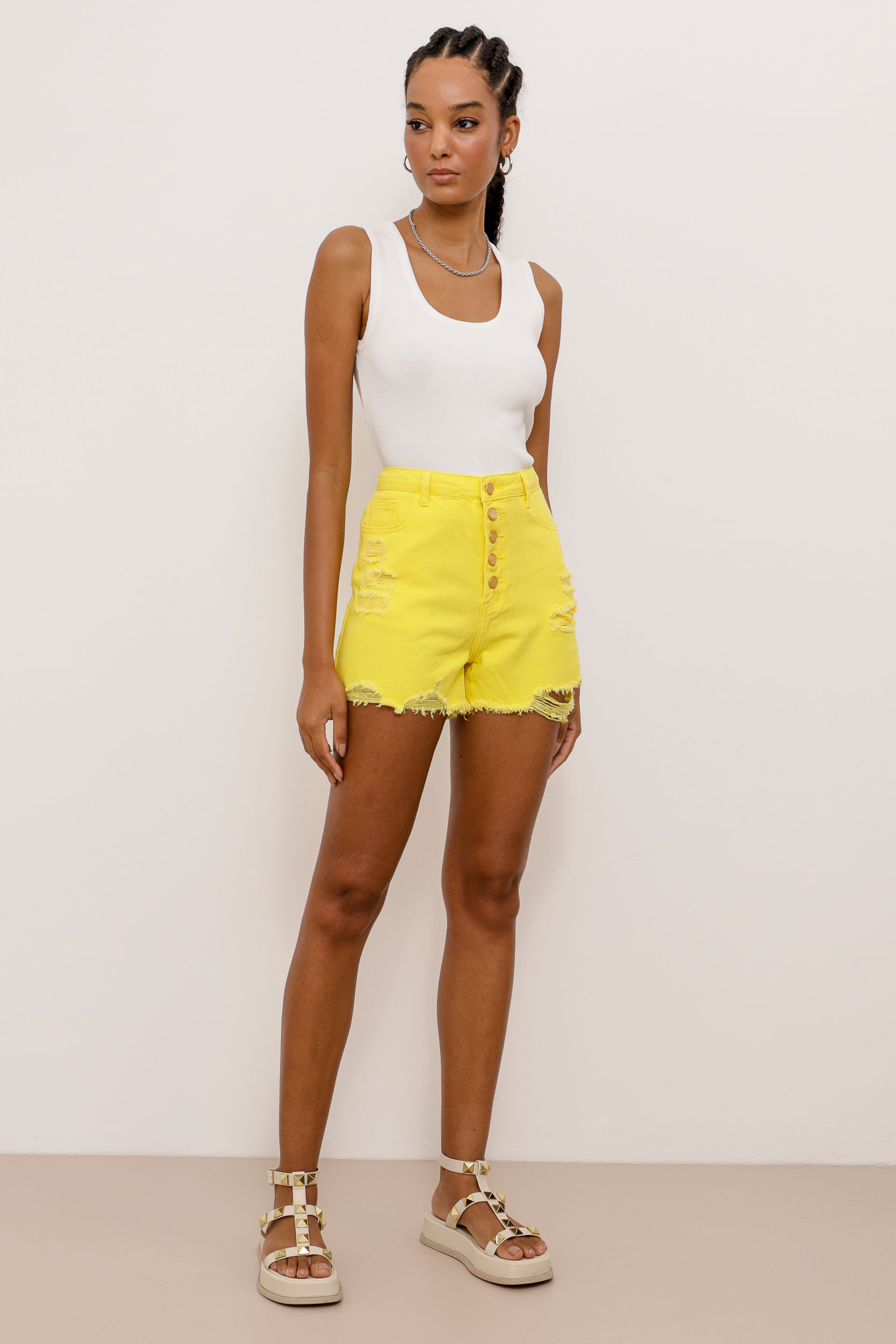 9033778 - Short Sarja Color Botões  AMARELO