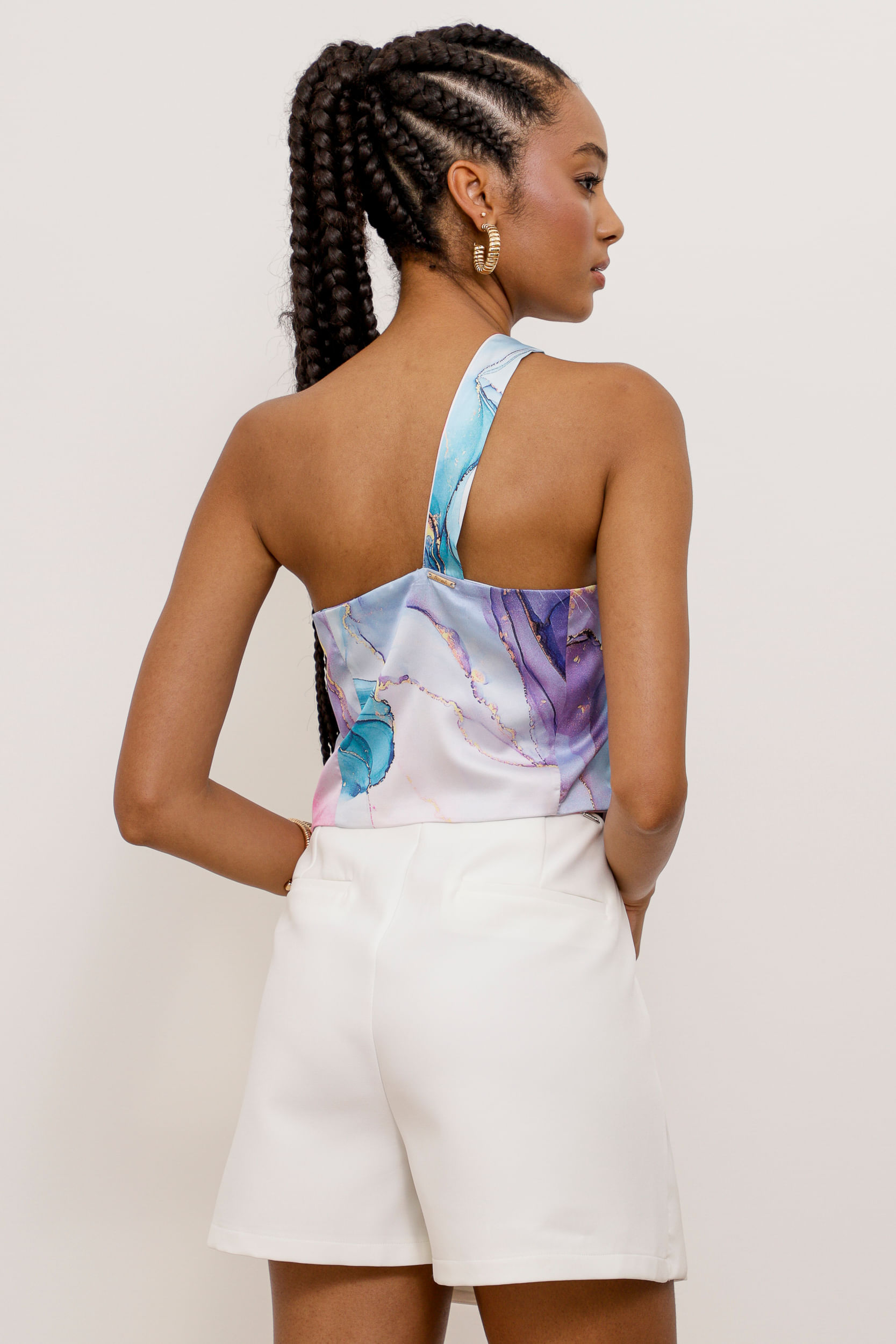 9033805 - Cropped Ombro Único Cetim Estampa Marmorizado  AZUL