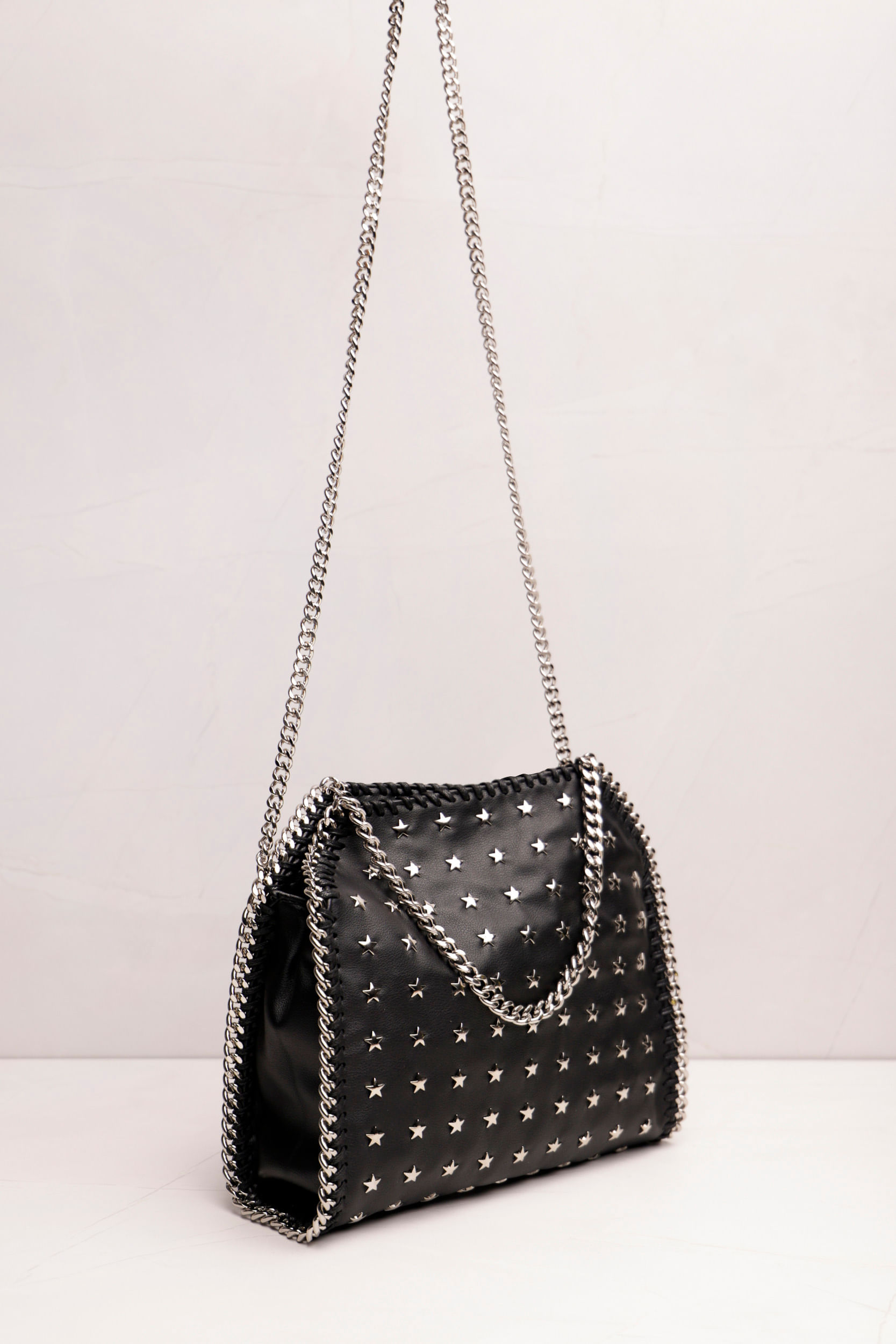 9034348 - Bolsa Tote Tachas Estrelas e Correntes PRETO 9034348 - Bolsa Tote Tachas Estrelas e Correntes PRETO