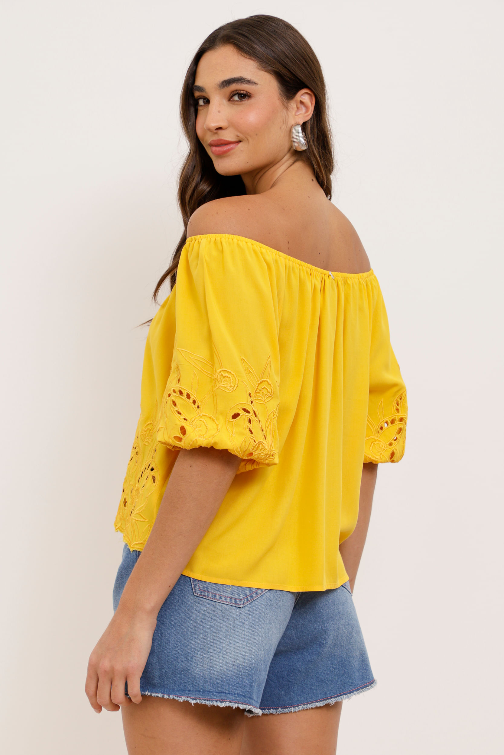 9033786 - Bata Viscose Manga Bordada AMARELO 9033786 - Bata Viscose Manga Bordada AMARELO
