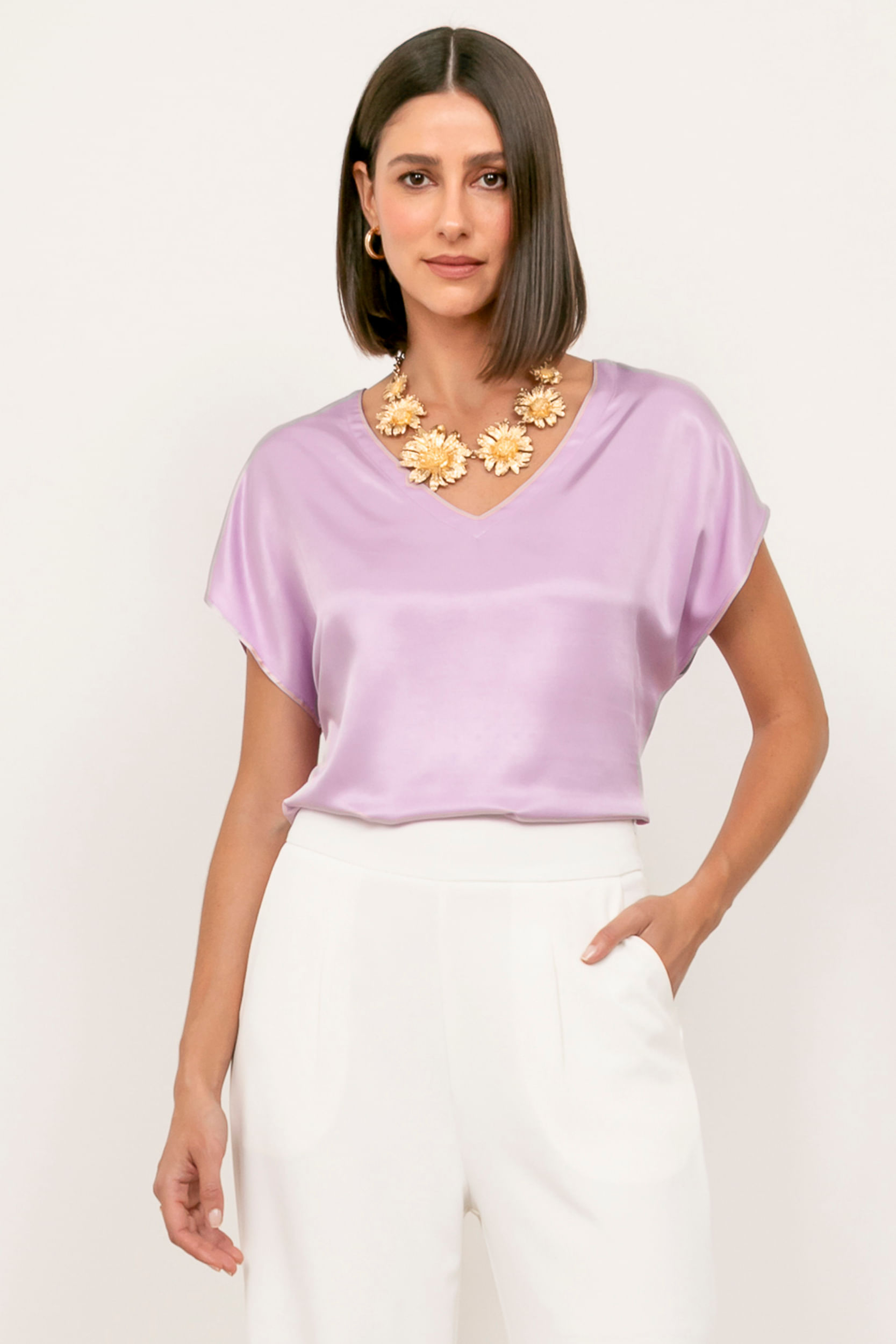 9034707 - Blusa Ampla Com Colar  ROSA BLUSH