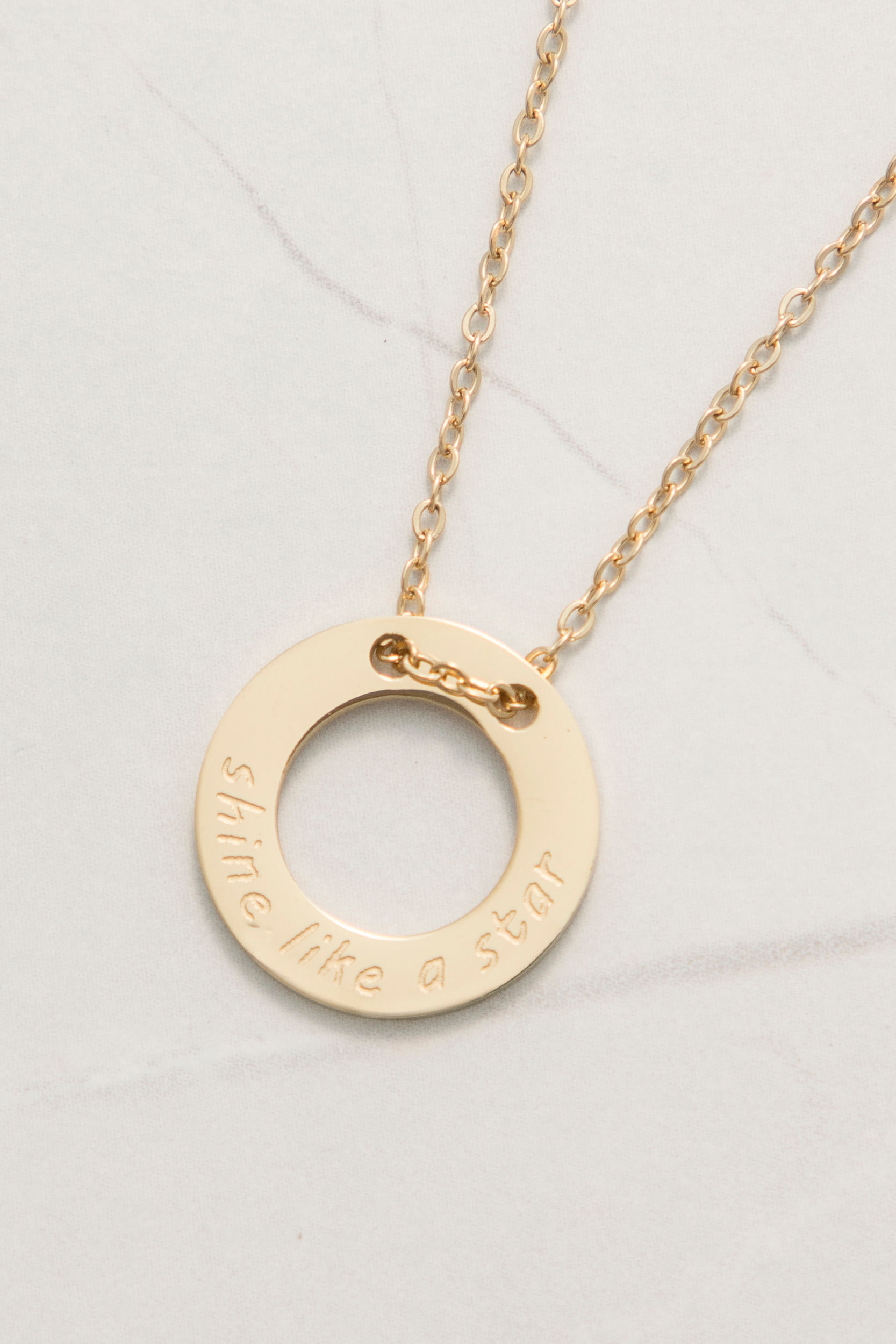 9034479 - Colar Com Pingente Circular DOURADO 9034479 - Colar Com Pingente Circular DOURADO