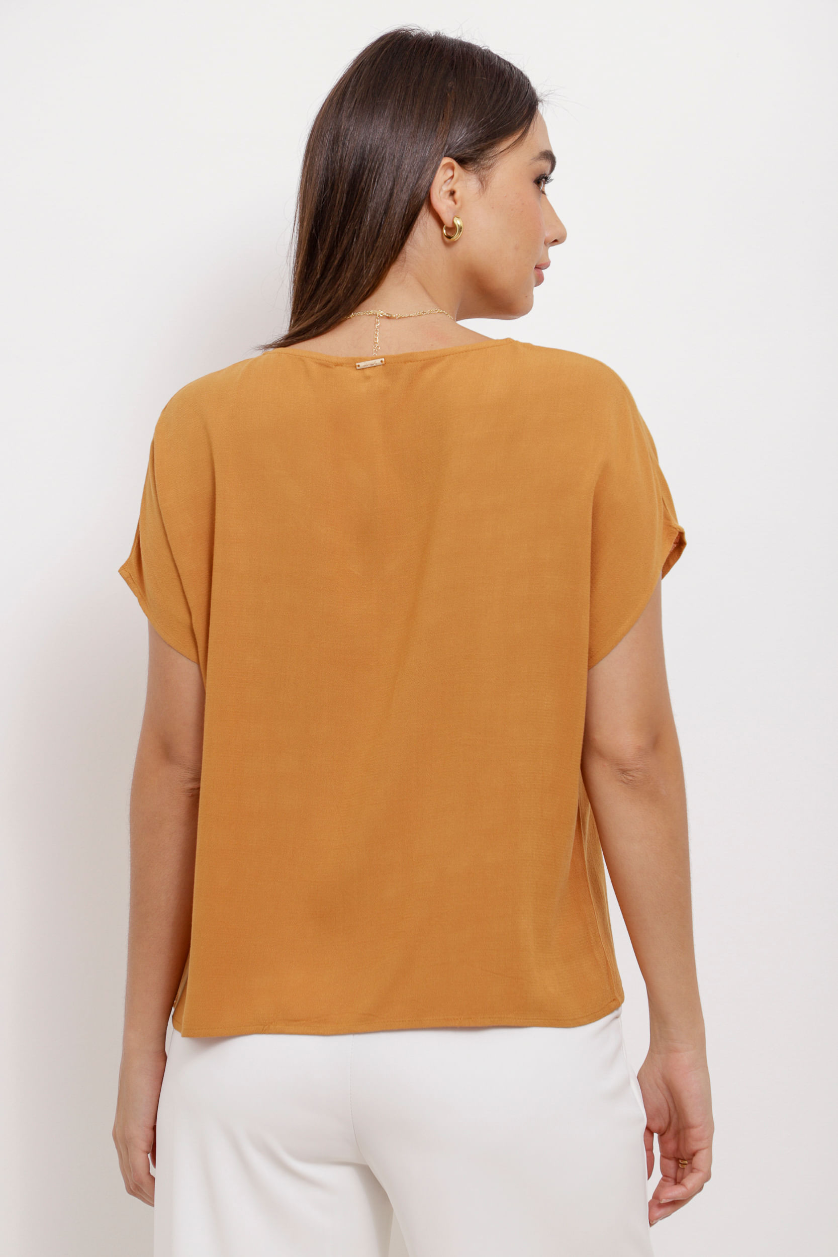 9034645 - Blusa Ampla Com Colar Caracol MOSTARDA 9034645 - Blusa Ampla Com Colar Caracol MOSTARDA