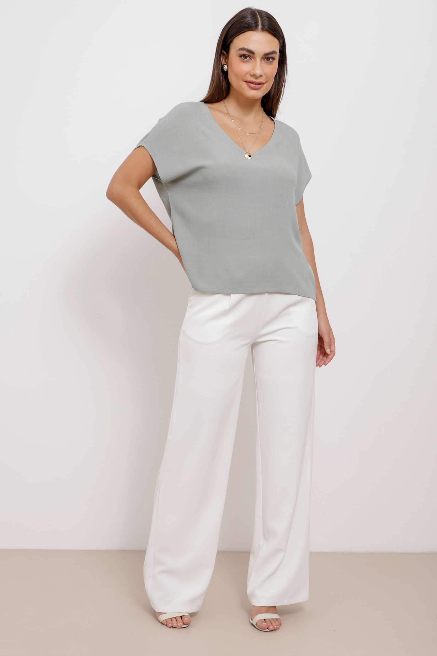 9034645 - Blusa Ampla Com Colar Caracol VERDE 9034645 - Blusa Ampla Com Colar Caracol VERDE