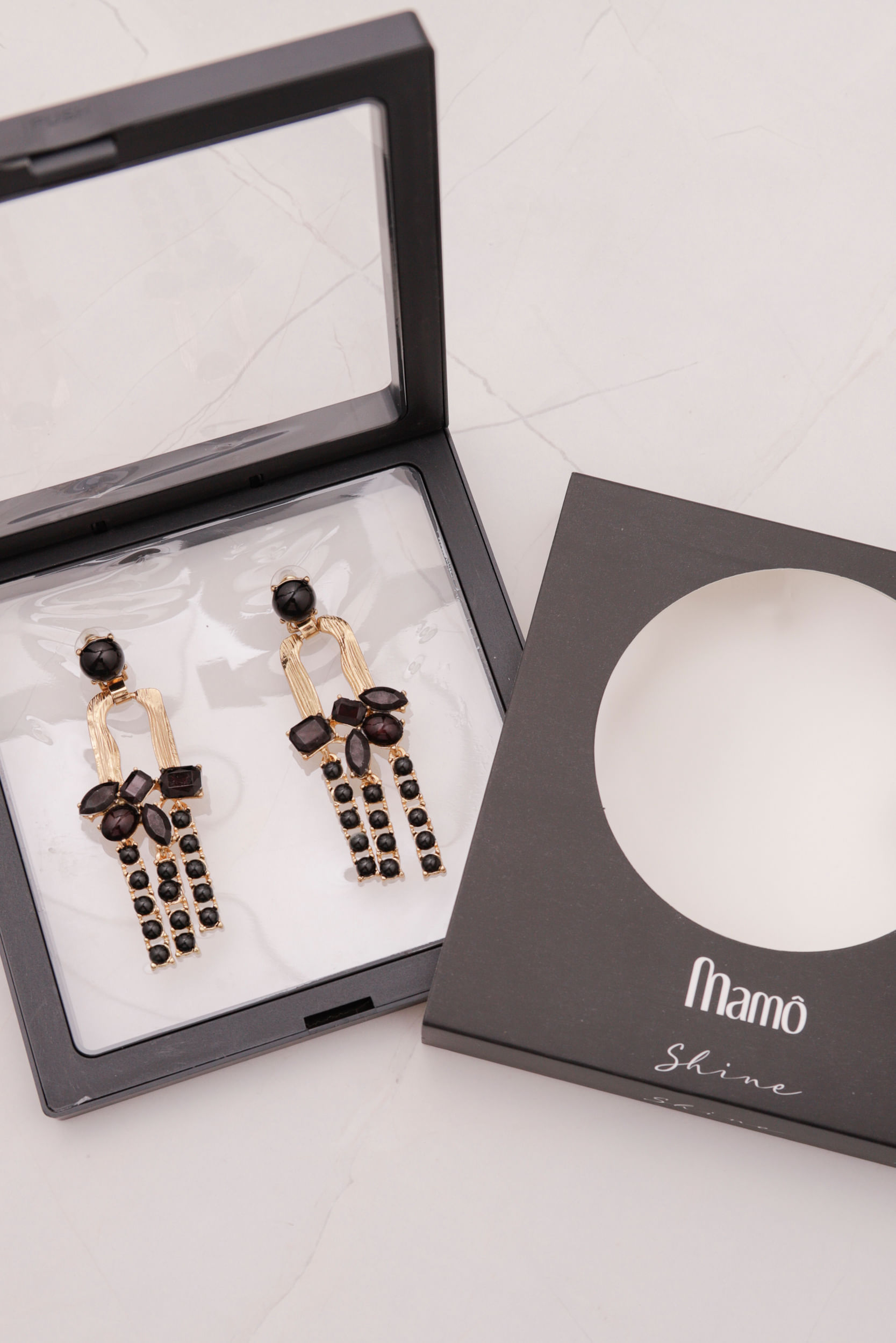 Brinco Chuvisco Strass PRETO Brinco Chuvisco Strass PRETO