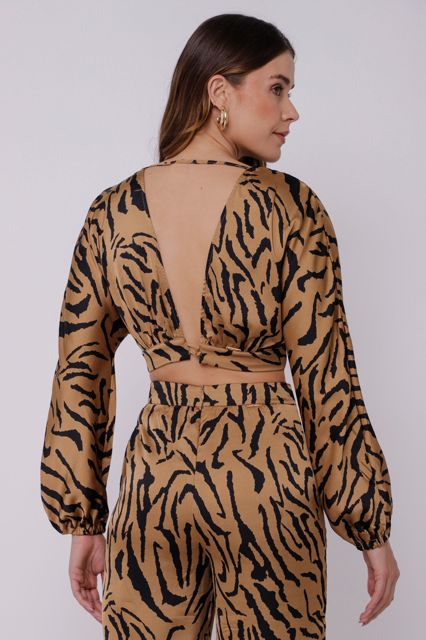 9034964 - Blusa Cropped Manga Longa Zebra CARAMELO 9034964 - Blusa Cropped Manga Longa Zebra CARAMELO