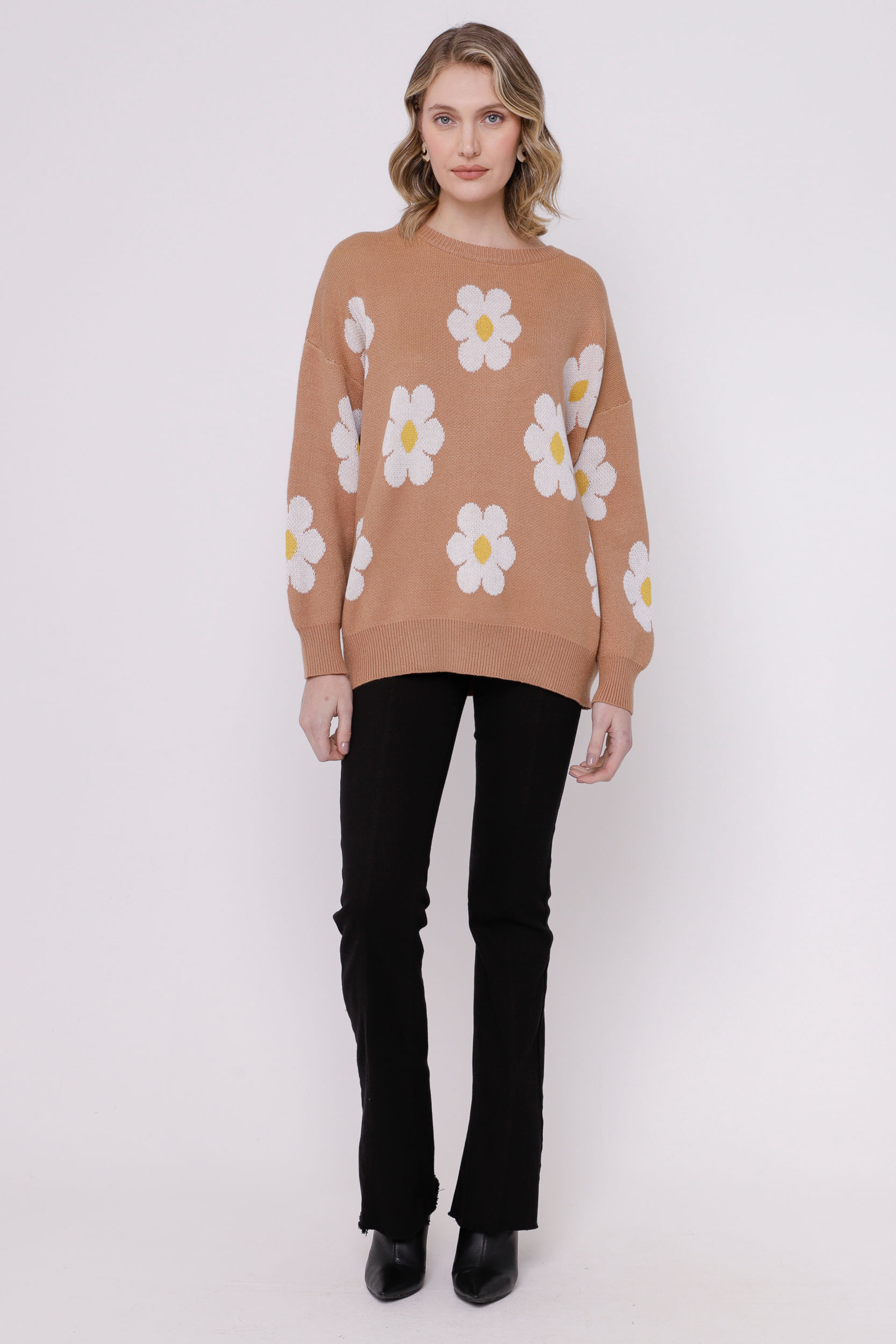 Blusa Tricot Flores CARAMELO