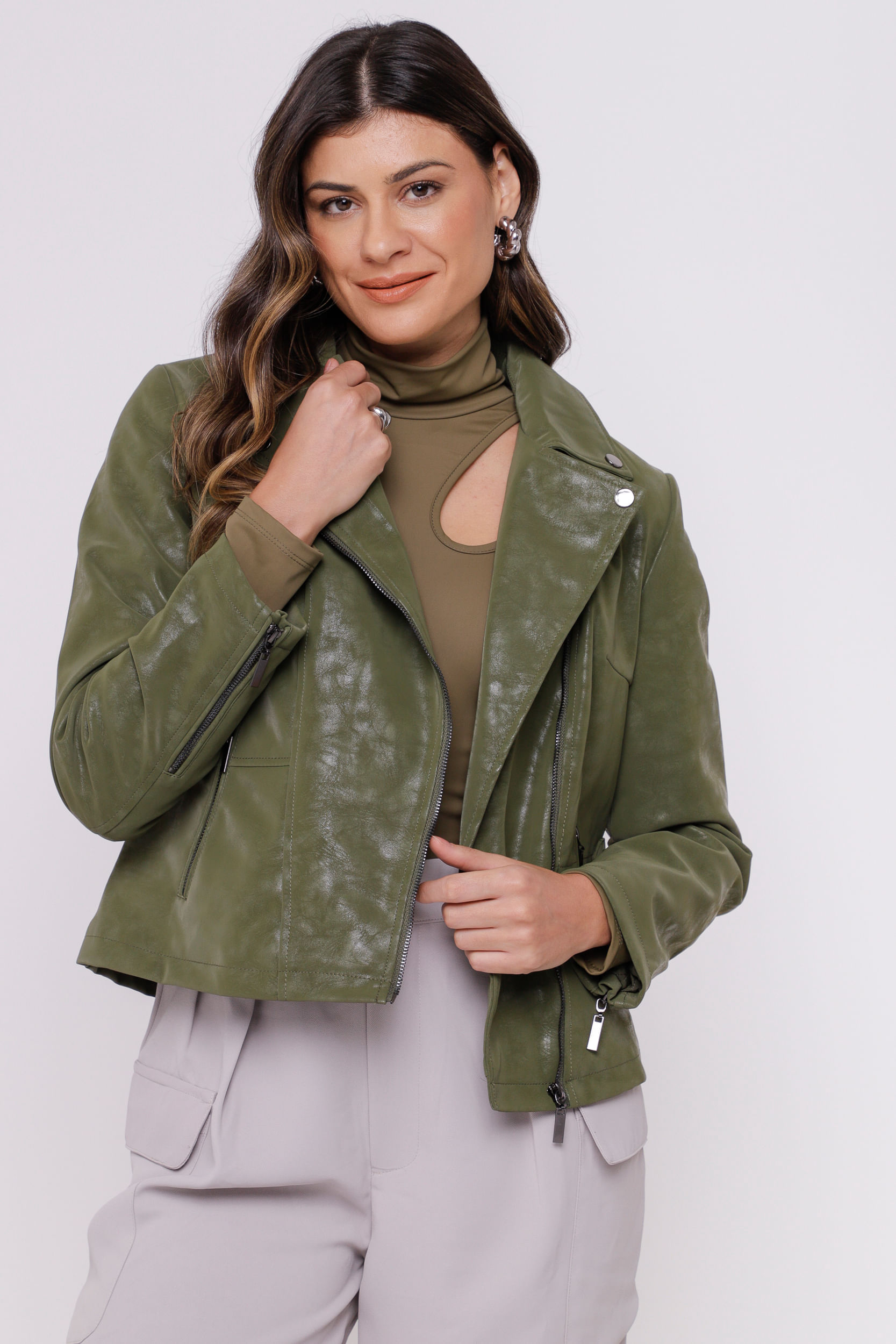 Jaqueta Biker em PU Texturizado VERDE Jaqueta Biker em PU Texturizado VERDE