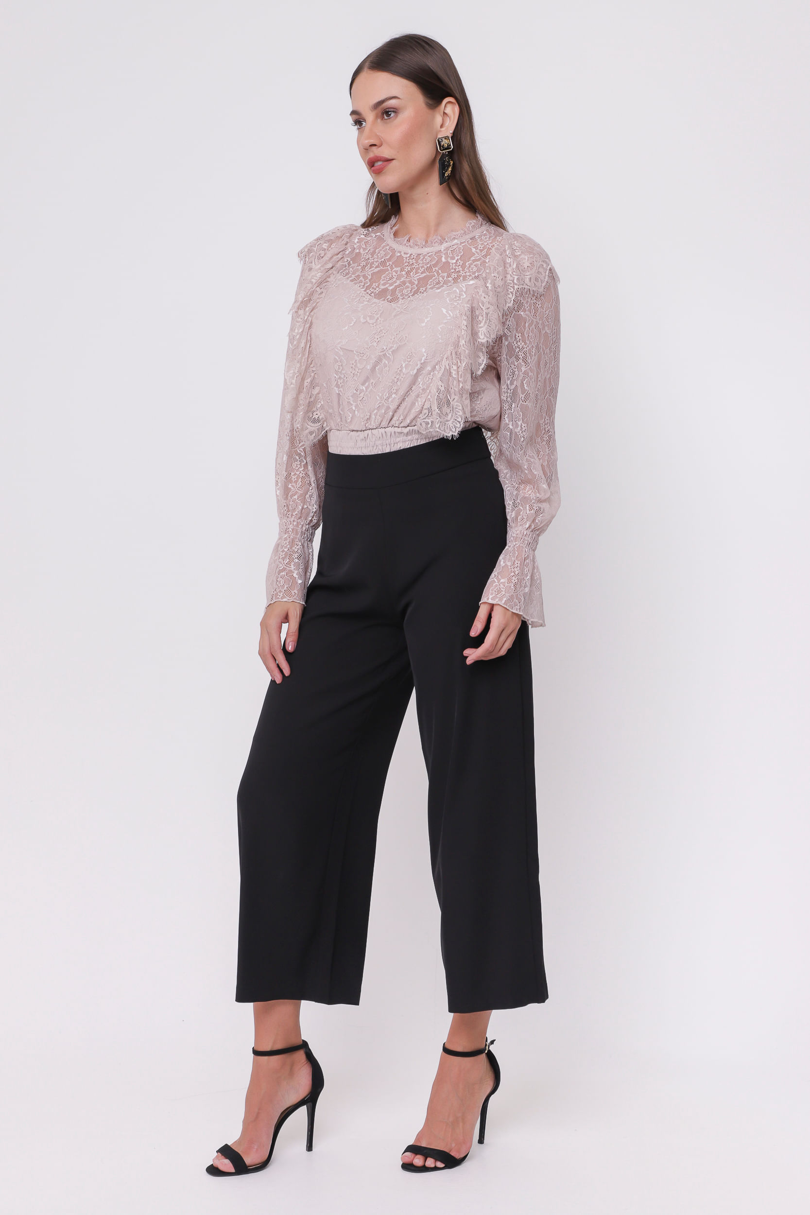 9035140 - Blusa Rendas Barra Lastex FENDI 9035140 - Blusa Rendas Barra Lastex FENDI