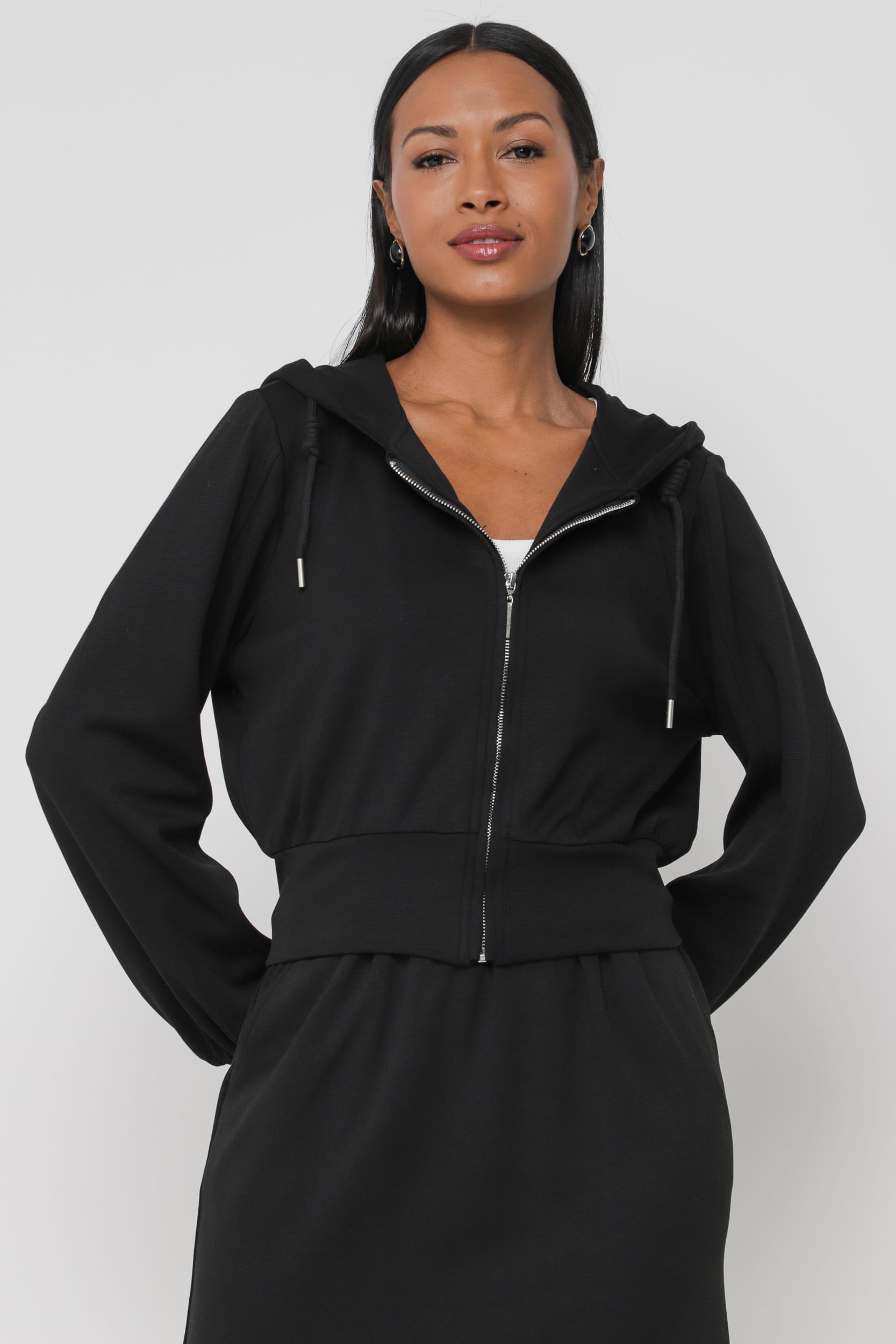 Blusa de Moletom com Capuz       PRETO